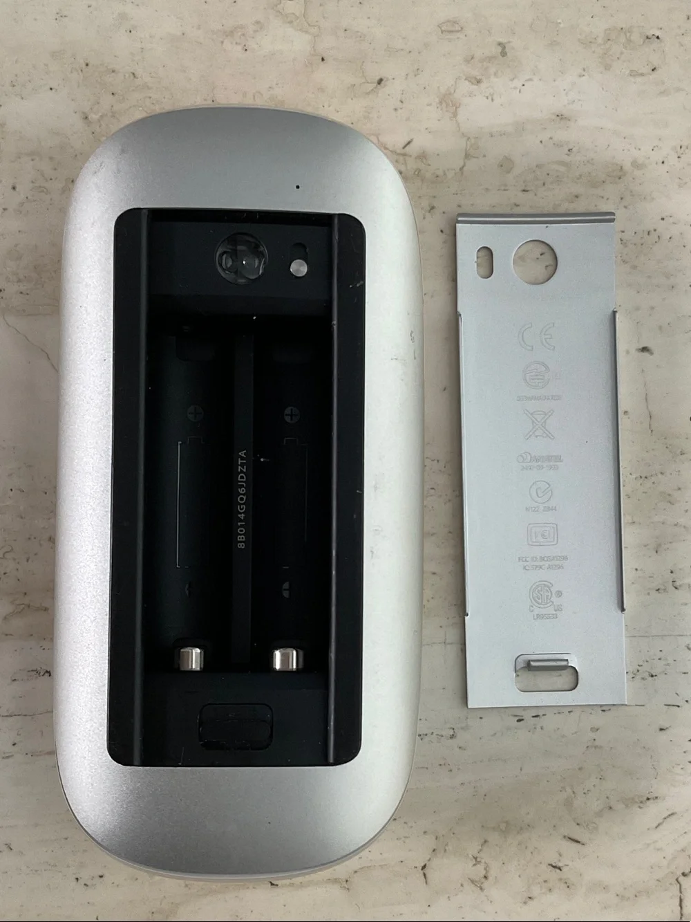 Apple Magic Mouse 1 Wireless Battery Powered Model A1296
